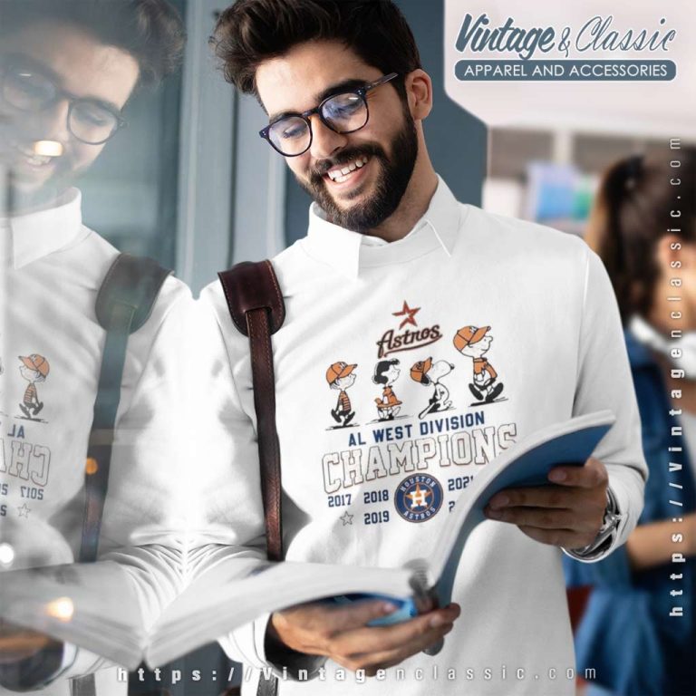 Peanuts Snoopy And Friend Houston Astros 2017 2023 Al West Division Champions Sweatshirt Peanuts Snoopy And Friend Houston Astros 2017 2023 Al West Division Champions Sweatshirt