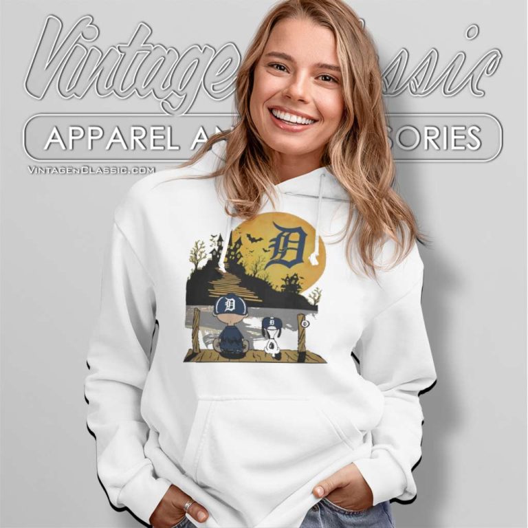 Peanuts Snoopy Charlie Brown Detroit Tigers Sitting Under Moon Halloween Hoodie Peanuts Snoopy Charlie Brown Detroit Tigers Sitting Under Moon Halloween Hoodie
