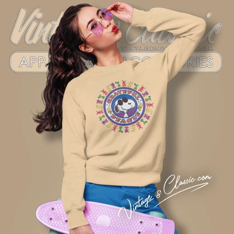 Peanuts Snoopy Grateful Beagle Sweatshirt Peanuts Snoopy Grateful Beagle Sweatshirt