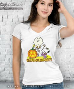 Peanuts Snoopy Halloween Party V Neck TShirt