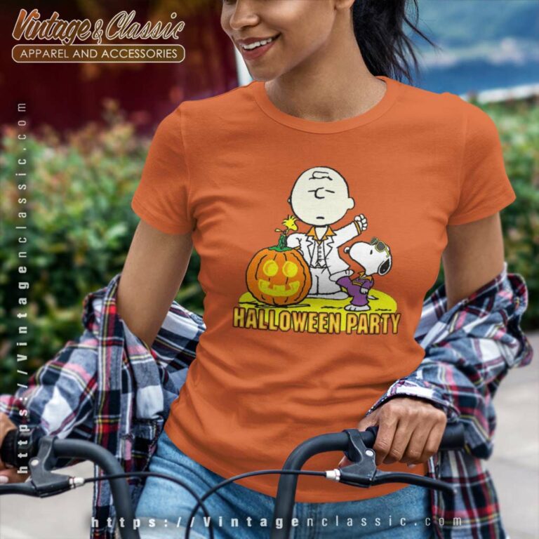 Peanuts Snoopy Halloween Party Women TShirt Peanuts Snoopy Halloween Party Women TShirt
