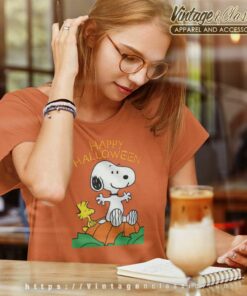 Peanuts Snoopy Happy Halloween Women TShirt
