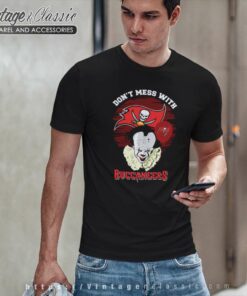 Pennywise Dont Mess With Tampa Bay Buccaneers T Shirt