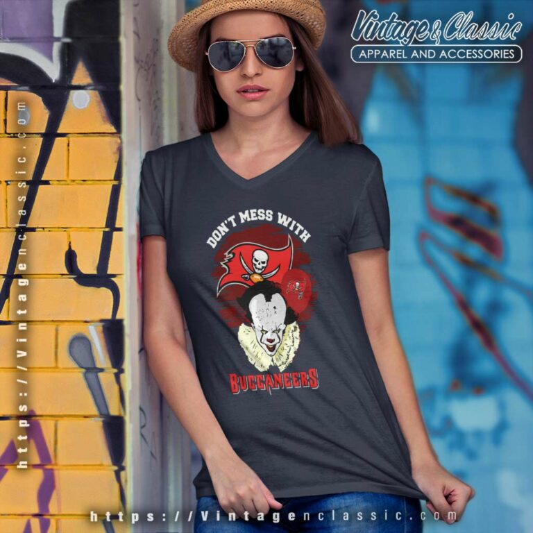 Pennywise Dont Mess With Tampa Bay Buccaneers V Neck TShirt Pennywise Dont Mess With Tampa Bay Buccaneers V Neck TShirt