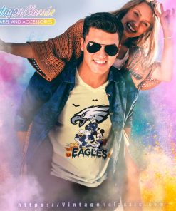 Philadelphia Eagles Football Mickey And Friends Halloween V Neck TShirt
