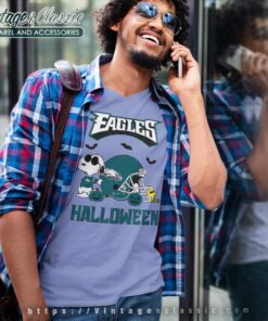 Philadelphia Eagles Football Snoopy Halloween V Neck TShirt