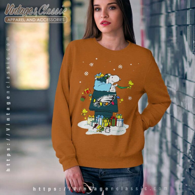 Philadelphia Eagles Santa Snoopy Christmas Sweatshirt Philadelphia Eagles Santa Snoopy Christmas Sweatshirt
