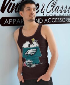 Philadelphia Eagles Snoopy And Woodstock Resting Together Tank Top Racerback
