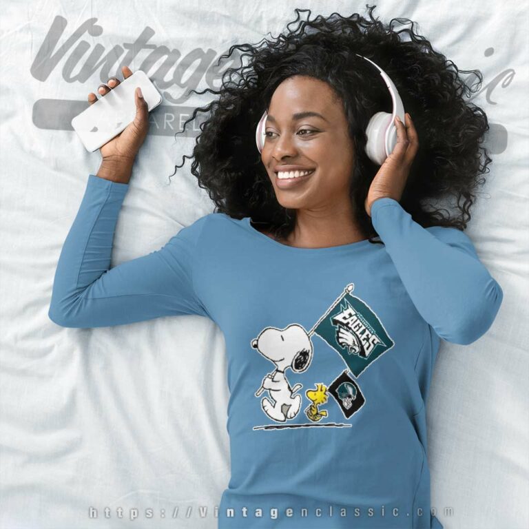 Philadelphia Eagles Snoopy Flag Long Sleeve Tee Philadelphia Eagles Snoopy Flag Long Sleeve Tee