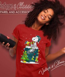 Philadelphia Eagles Snoopy Ugly Christmas Women TShirt