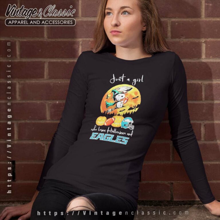 Philadelphia Eagles Snoopy Woodstock Just A Girl Who Loves Halloween Long Sleeve Tee Philadelphia Eagles Snoopy Woodstock Just A Girl Who Loves Halloween Long Sleeve Tee