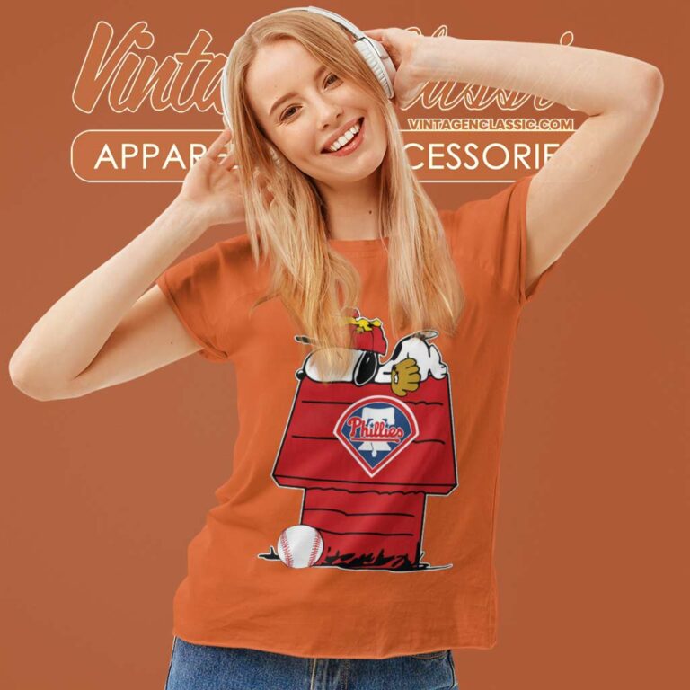 Philadelphia Phillies Snoopy And Woodstock Resting Together Women TShirt Philadelphia Phillies Snoopy And Woodstock Resting Together Women TShirt