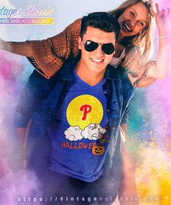 Philadelphia Phillies Snoopy Halloween V Neck TShirt