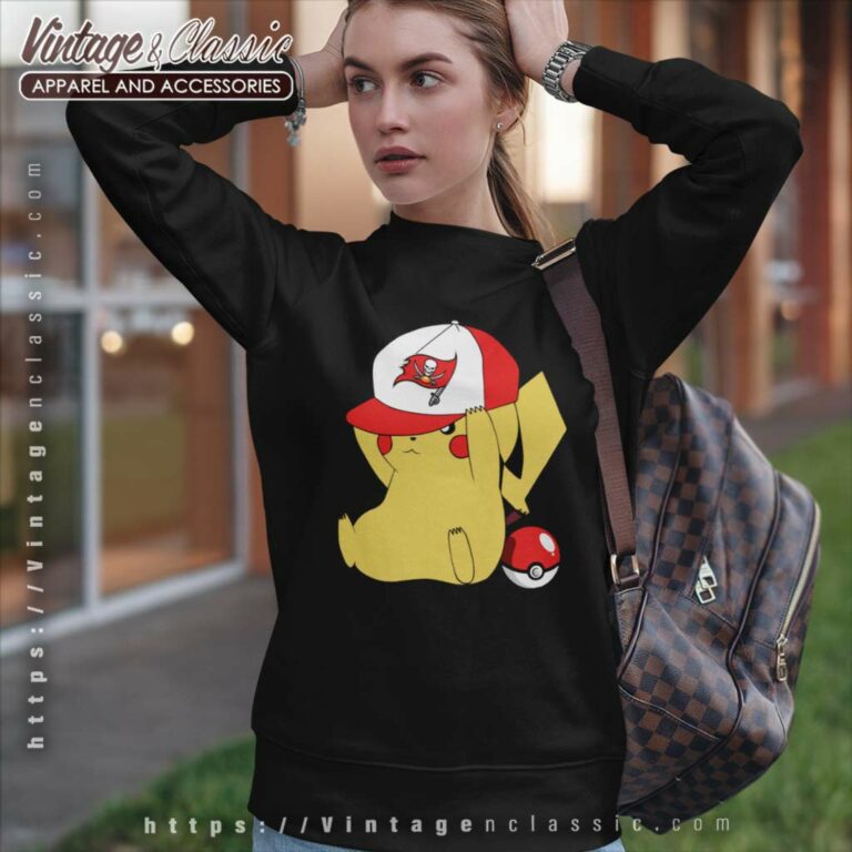 Pikachu Tampa Bay Buccaneers Sweatshirt Pikachu Tampa Bay Buccaneers Sweatshirt