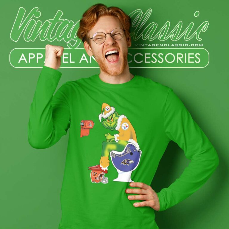 Pittsburgh Steelers Grinch Sitting On Baltimore Ravens Long Sleeve Tee Pittsburgh Steelers Grinch Sitting On Baltimore Ravens Long Sleeve Tee