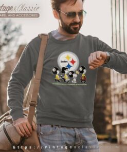 Pittsburgh Steelers Snoopy And Friends Walking Shirt 6 Pittsburgh Steelers Snoopy And Friends Walking Sweatshirt