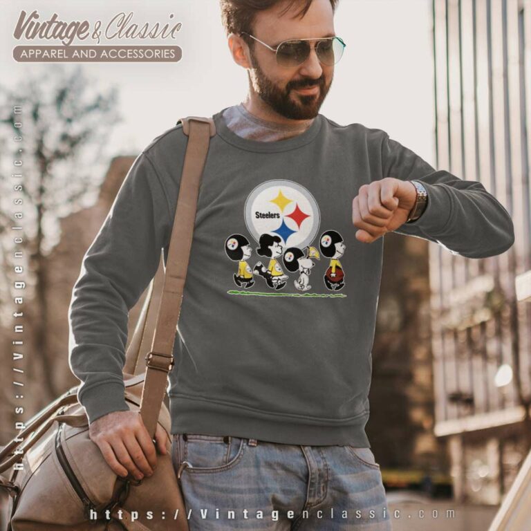 Pittsburgh Steelers Snoopy And Friends Walking Sweatshirt Pittsburgh Steelers Snoopy And Friends Walking Sweatshirt
