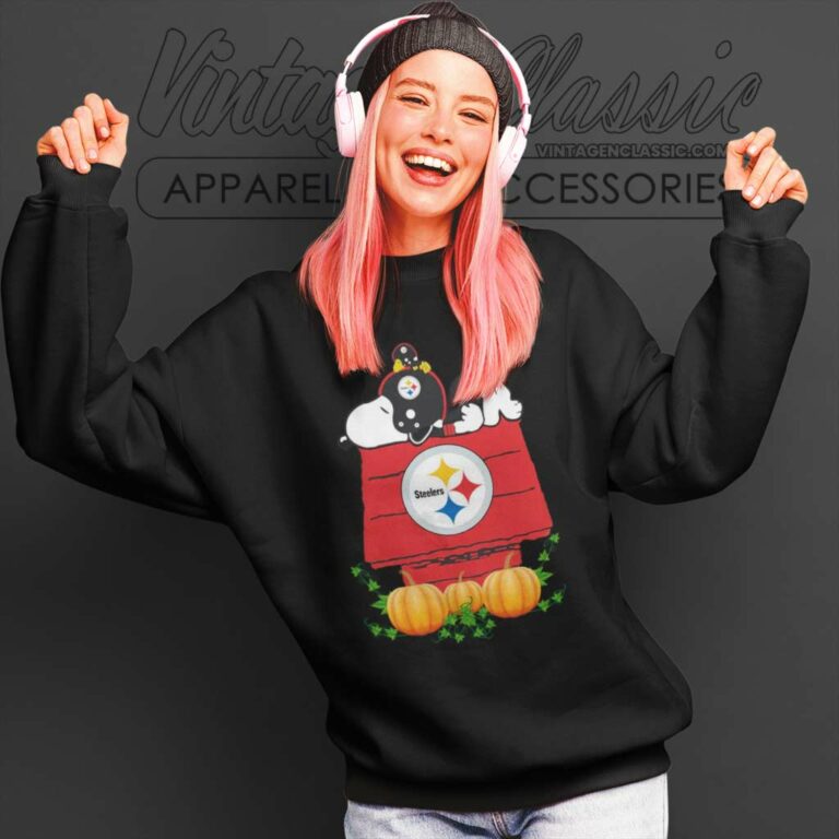 Pittsburgh Steelers Snoopy Pumpkin House Sweatshirt Pittsburgh Steelers Snoopy Pumpkin House Sweatshirt