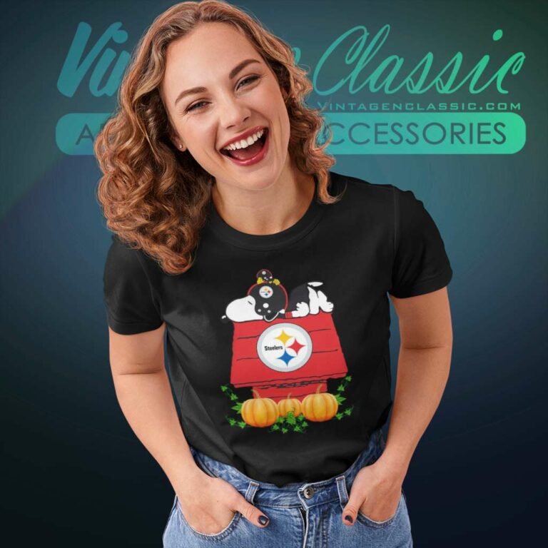 Pittsburgh Steelers Snoopy Pumpkin House Women TShirt Pittsburgh Steelers Snoopy Pumpkin House Women TShirt