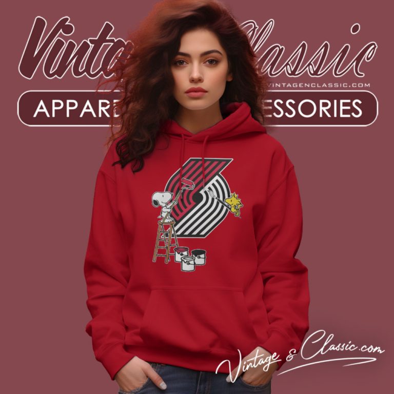 Portland Trail Blazers Snoopy And Woodstock Painting Logo Hoodie Portland Trail Blazers Snoopy And Woodstock Painting Logo Hoodie