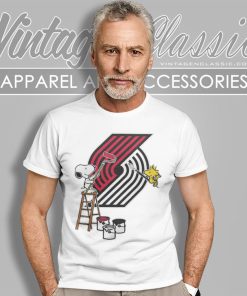 Portland Trail Blazers Snoopy And Woodstock Painting Logo T Shirt