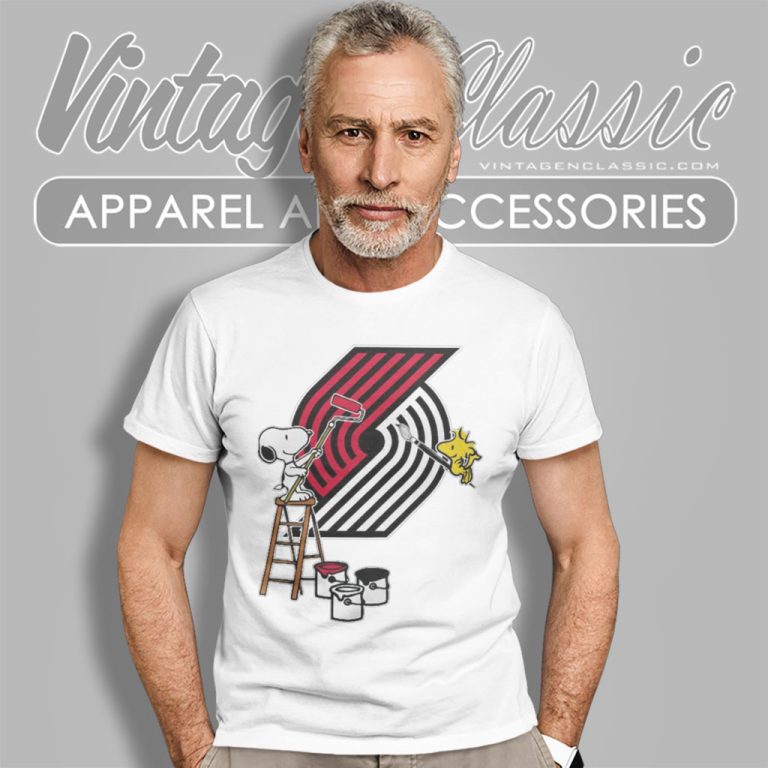 Portland Trail Blazers Snoopy And Woodstock Painting Logo T Shirt Portland Trail Blazers Snoopy And Woodstock Painting Logo T Shirt