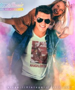 Poster The Mandalorian Star Wars V Neck TShirt