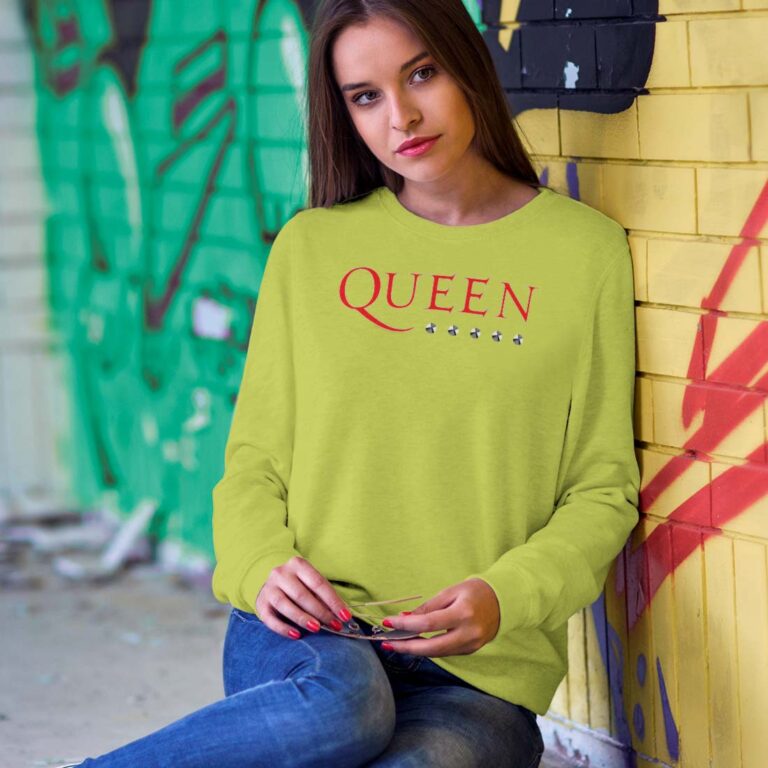 Queen Logo Stud Sweatshirt Queen Logo Stud Sweatshirt