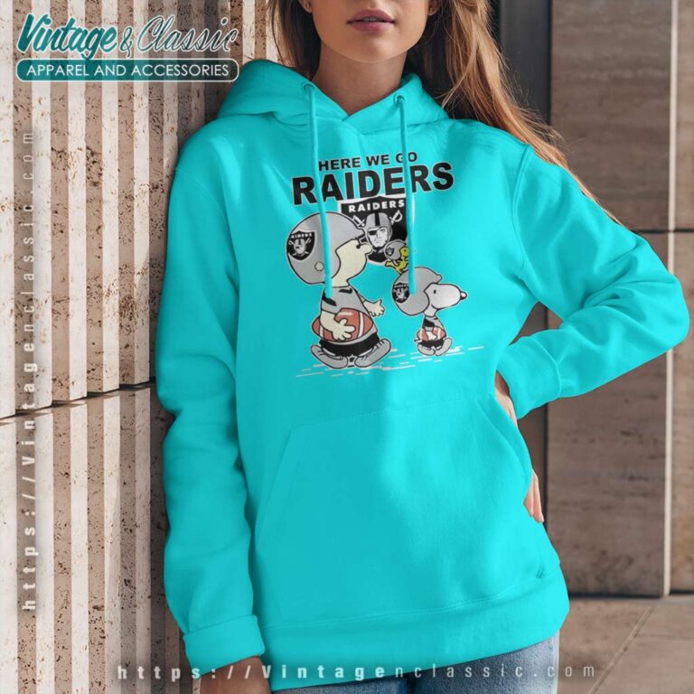 Raiders Snoopy Plays The Football Hoodie Raiders Snoopy Plays The Football Hoodie
