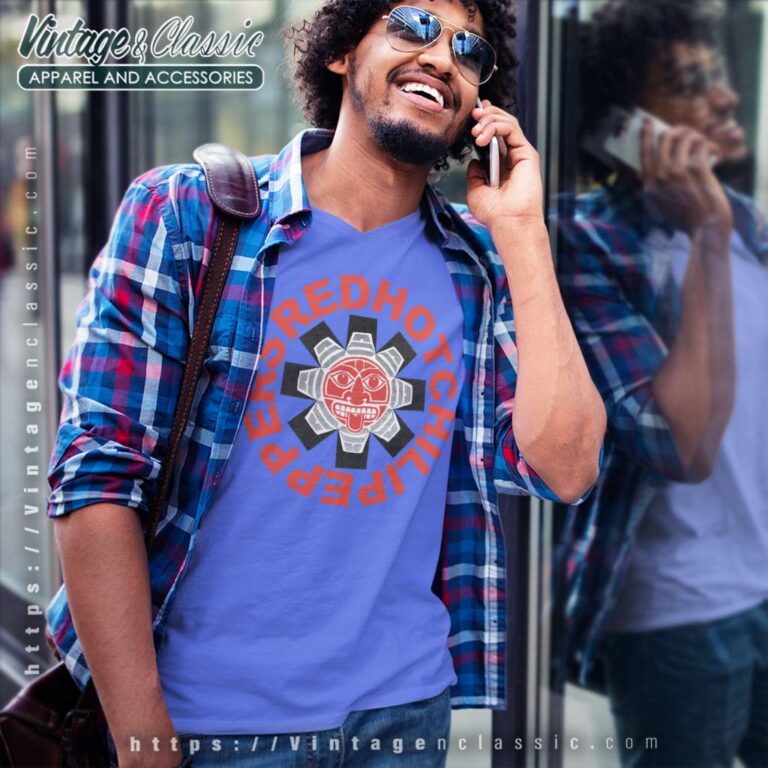 Red Hot Chili Peppers 1998 Promo Tour V Neck TShirt Red Hot Chili Peppers 1998 Promo Tour V Neck TShirt