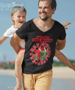 Red Hot Chili Peppers Rare 2006 Tour Shirt 6 Red Hot Chili Peppers Rare 2006 Tour V Neck TShirt