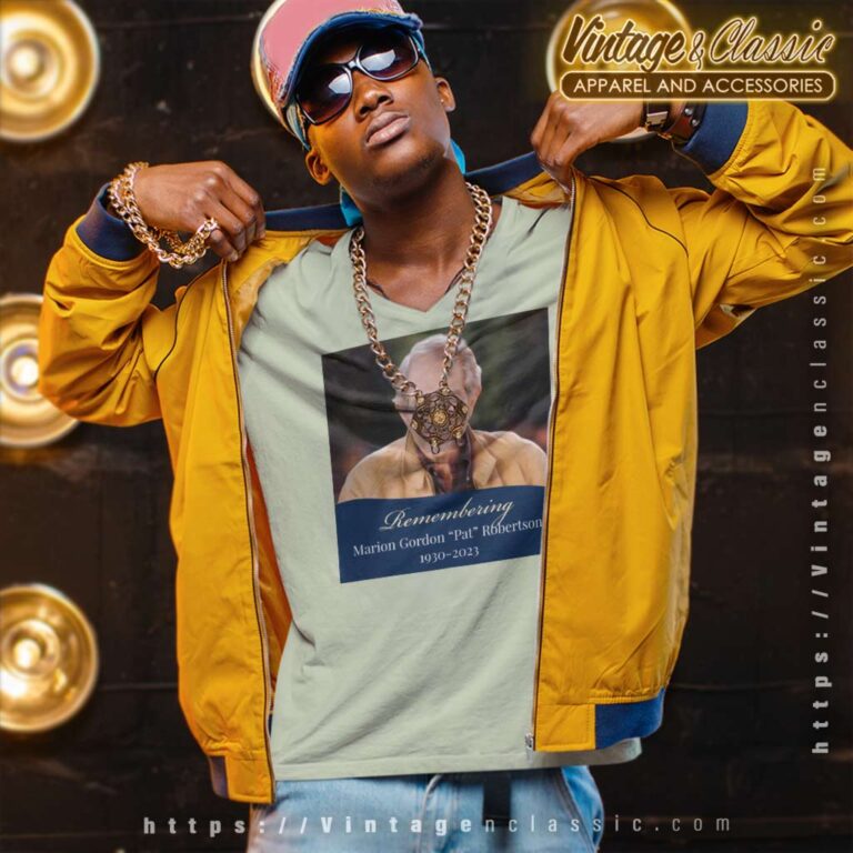 Remembering Pat Robertson 1930 2023 V Neck TShirt Remembering Pat Robertson 1930 2023 V Neck TShirt