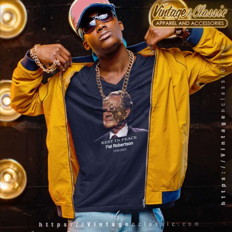 Rest In Peace Pat Robertson 700 Club 1930 2023 V Neck TShirt Rest In Peace Pat Robertson 700 Club 1930 2023 V Neck TShirt