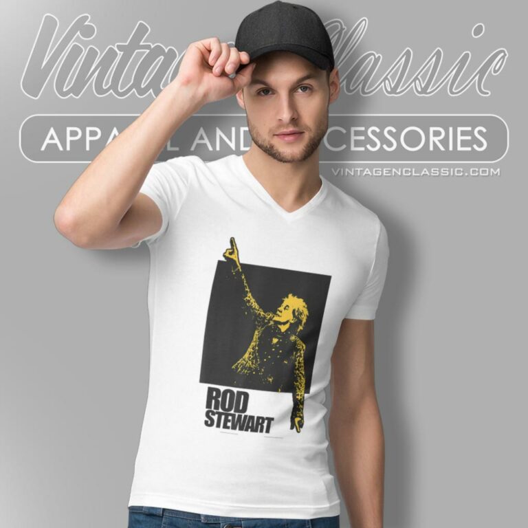 Rod Stewart Pointing Photo V Neck TShirt Rod Stewart Pointing Photo V Neck TShirt