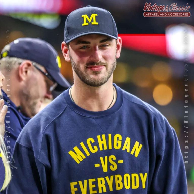 Roman Wilson Michigan Vs Everybody Unisex Sweatshirt Roman Wilson Michigan Vs Everybody Unisex Sweatshirt