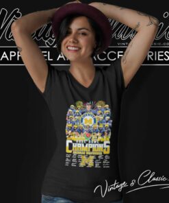 Rose Bowl Champions Michigan Wolverines Football Signatures V Neck TShirt