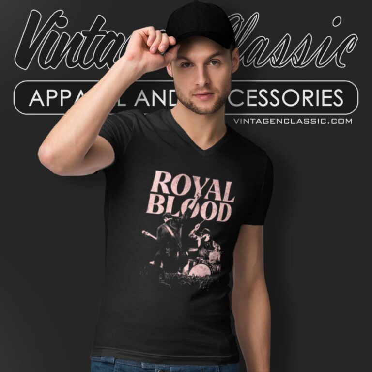 Royal Blood Photo V Neck TShirt Royal Blood Photo V Neck TShirt
