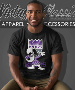 Sacramento Kings Snoopy Dabbing T Shirt 1