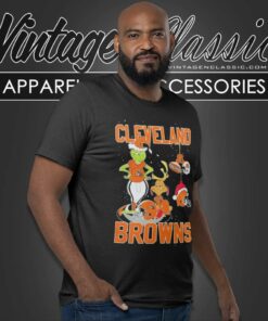 Santa Grinch And Dog Cleveland Browns Christmas T Shirt