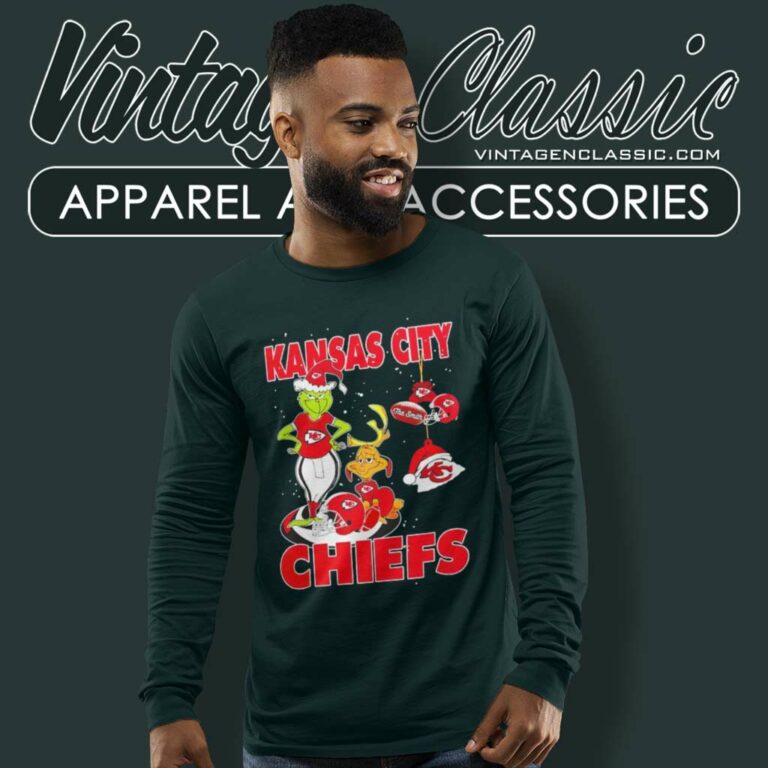 Santa Grinch And Dog Kansas City Chiefs Christmas Long Sleeve Tee Santa Grinch And Dog Kansas City Chiefs Christmas Long Sleeve Tee