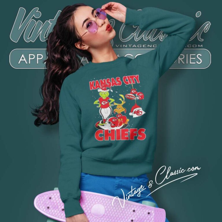Santa Grinch And Dog Kansas City Chiefs Christmas Sweatshirt Santa Grinch And Dog Kansas City Chiefs Christmas Sweatshirt