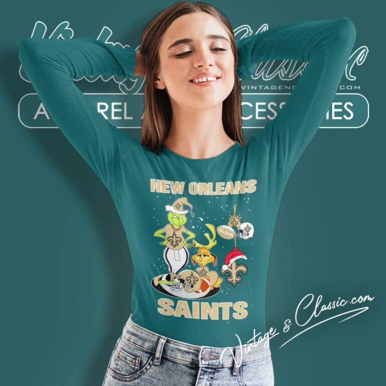 Santa Grinch And Dog New Orleans Saints Christmas Long Sleeve Tee Santa Grinch And Dog New Orleans Saints Christmas Long Sleeve Tee