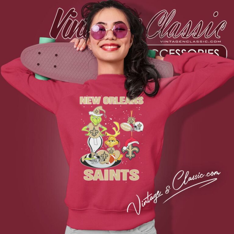 Santa Grinch And Dog New Orleans Saints Christmas Sweatshirt Santa Grinch And Dog New Orleans Saints Christmas Sweatshirt