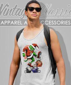 Santa Grinch Cleveland Browns Stomp On Nfl Teams Christmas Tank Top Racerback