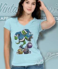 Santa Grinch Detroit Lions Stomp On Nfl Teams Christmas V Neck TShirt