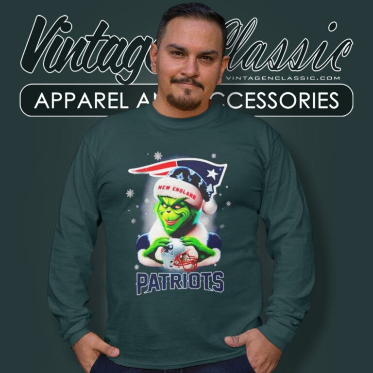 Santa Grinch Love New England Patriots Christmas Long Sleeve Tee Santa Grinch Love New England Patriots Christmas Long Sleeve Tee