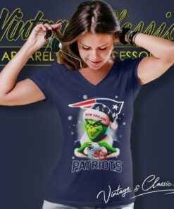 Santa Grinch Love New England Patriots Christmas Shirt 5 Santa Grinch Love New England Patriots Christmas V Neck TShirt
