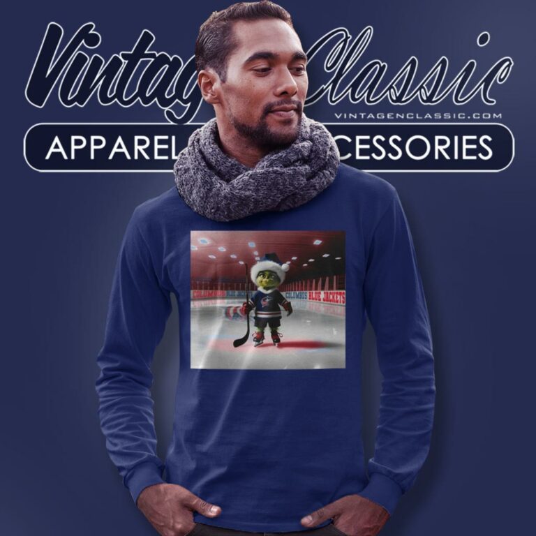 Santa Grinch Playing Hockey Columbus Blue Jackets Christmas Long Sleeve Tee Santa Grinch Playing Hockey Columbus Blue Jackets Christmas Long Sleeve Tee