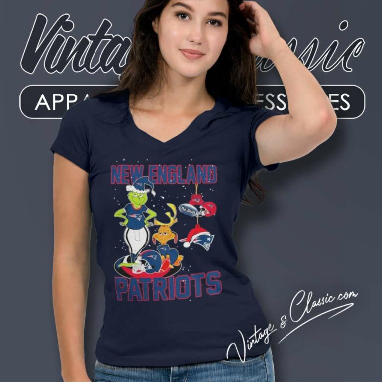 Santa The Grinch And Dog Nfl Patriots V Neck TShirt Santa The Grinch And Dog Nfl Patriots V Neck TShirt
