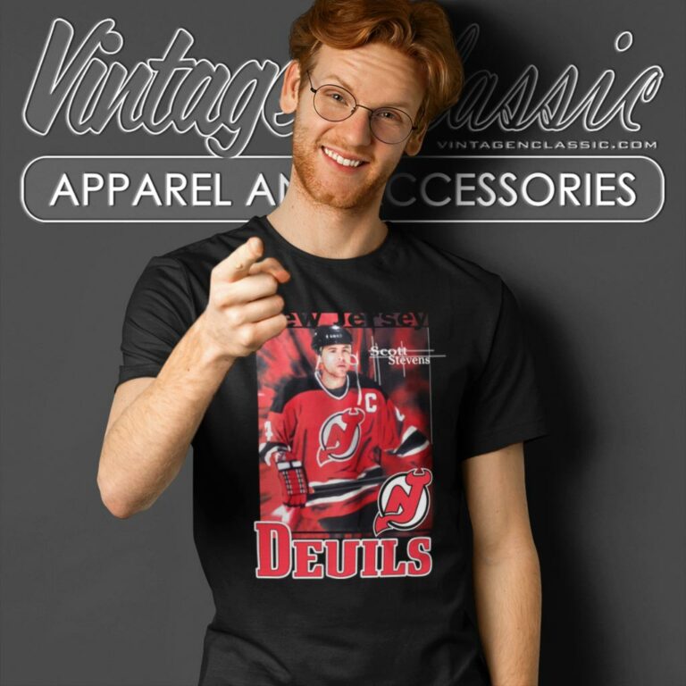 Scott Stevens New Jersey Devils Huge Logo T Shirt Scott Stevens New Jersey Devils Huge Logo T Shirt